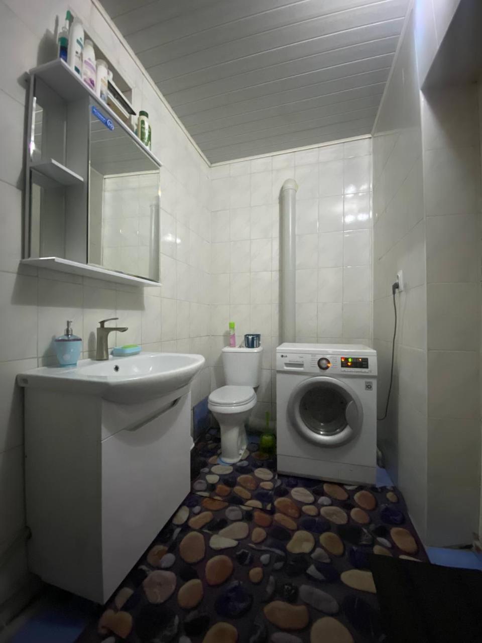 Naryn Guest House Luaran gambar
