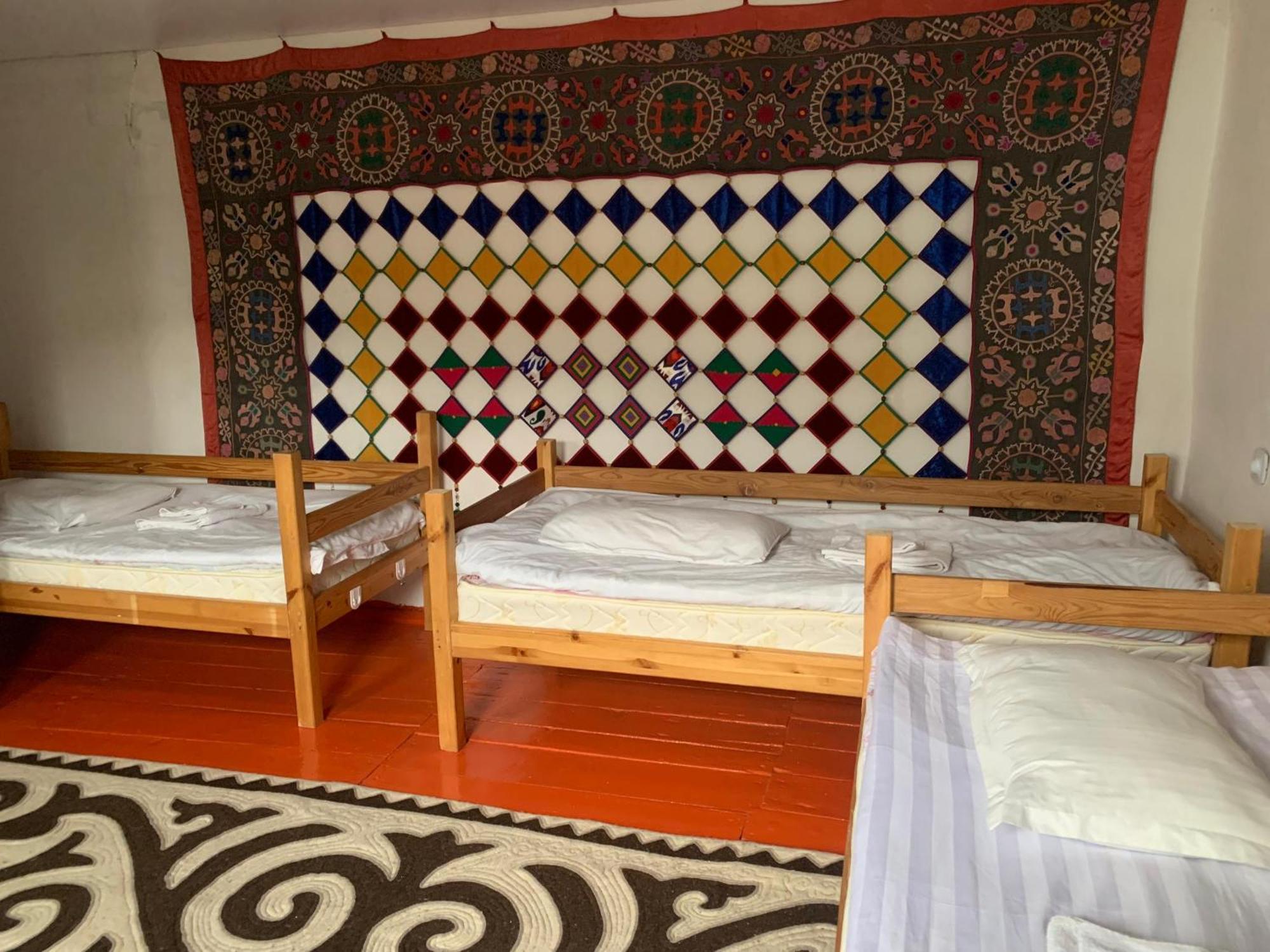 Naryn Guest House Luaran gambar